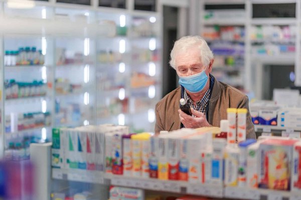 Trouver une pharmacie de garde pour seniors